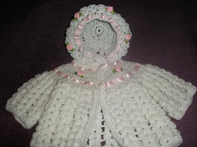 Crochet Matinee Set - Project by mobilecrafts