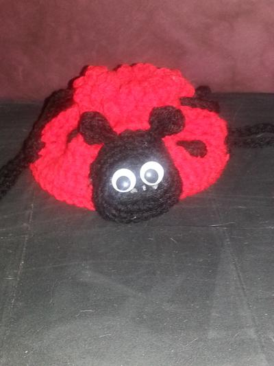 Ladybug child's purse - Project by Theresa Young