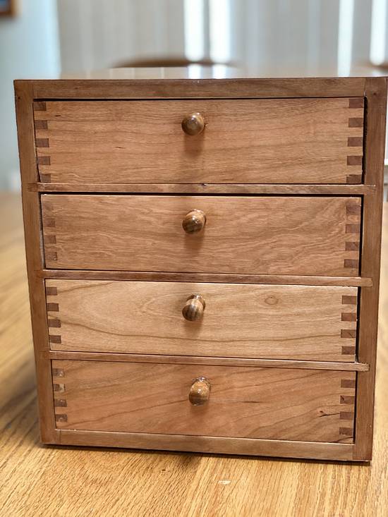 Small cabinet - Woodworking Project by Bill Small cabinet - Woodworking Project by Bill
