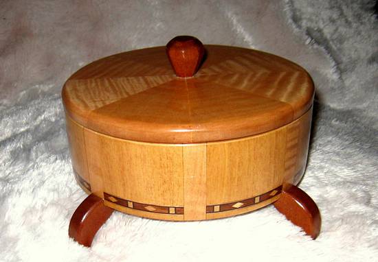 Round Box - Woodworking Project by Bentlyj Round Box - Woodworking Project by Bentlyj