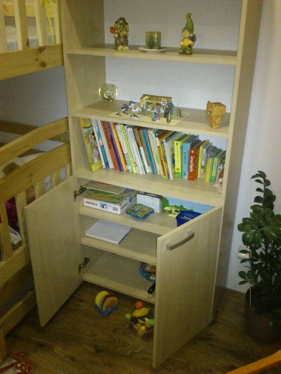 Cupborad/bookcase - Woodworking Project by Michal Bulla Cupborad/bookcase - Woodworking Project by Michal Bulla