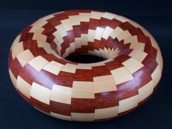TWISTED TORUS - Woodworking Project by Sam Shakouri TWISTED TORUS - Woodworking Project by Sam Shakouri