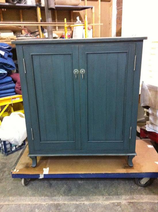 Dish Cabinet - Woodworking Project by Les Hastings Dish Cabinet - Woodworking Project by Les Hastings