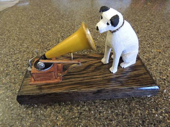 RCA dog - Woodworking Project by Rolando Pupo RCA dog - Woodworking Project by Rolando Pupo