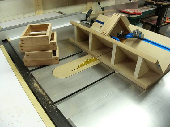 Spline Jig - Woodworking Project by kdc68 Spline Jig - Woodworking Project by kdc68