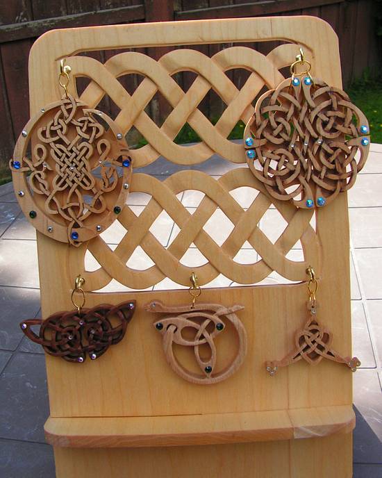 Celtic Pendants and Stand - Woodworking Project by Celticscroller Celtic Pendants and Stand - Woodworking Project by Celticscroller