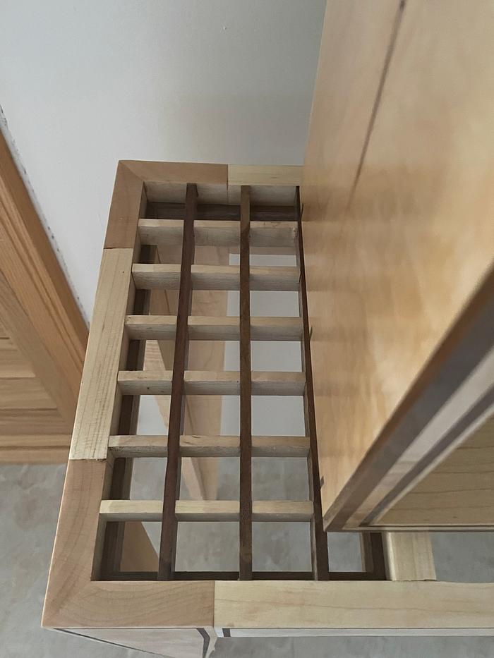 Display cabinet 