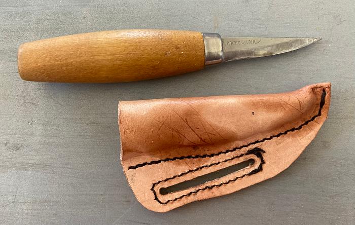 Sheath for carving knife
