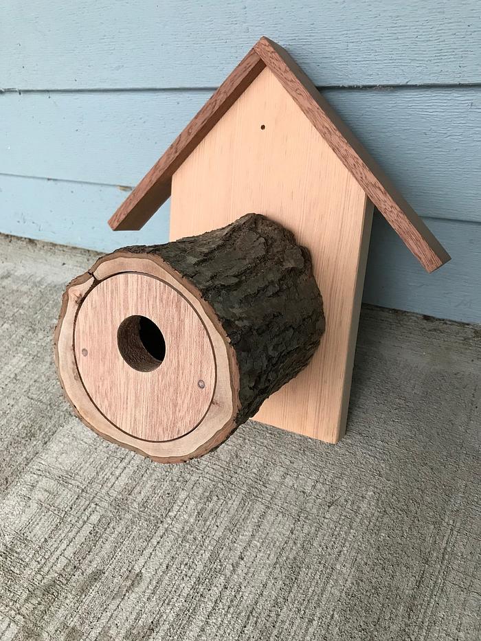 Log birdhouse