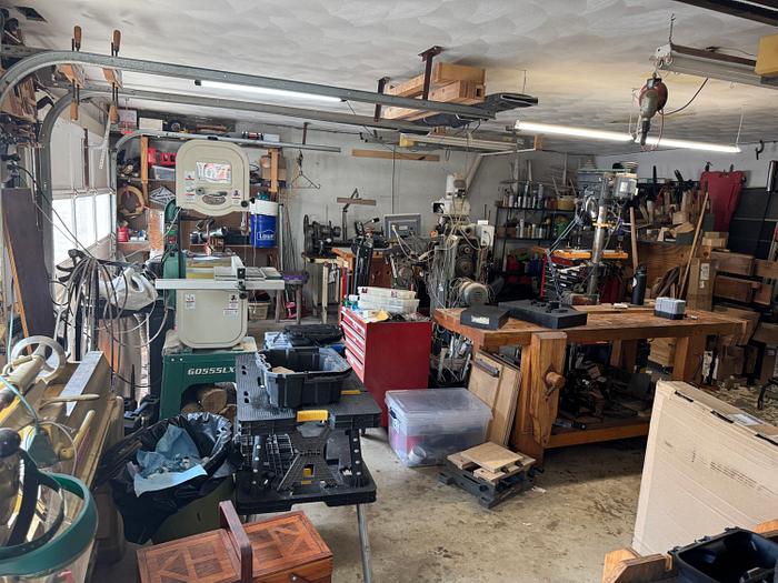 HokieKen's Messy Shop