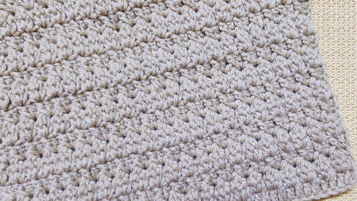 How To Make A Simple and Easy Textured Crochet Cluster Blanket
