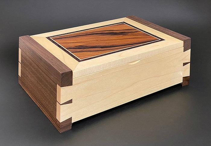 Jewelry Box with hand cut dovetails and wood hinge - Woodworking ...