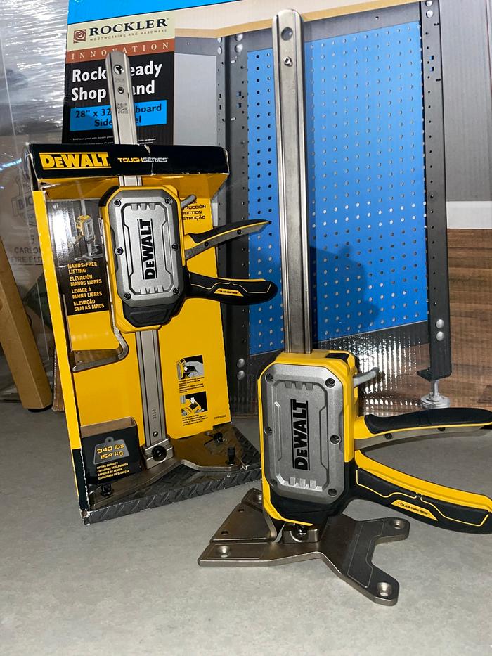 DeWalt Construction Jack