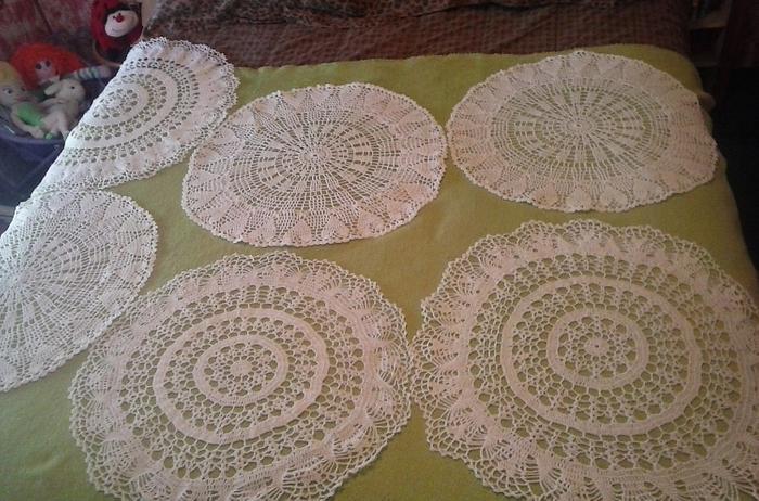 Wedding doilies 