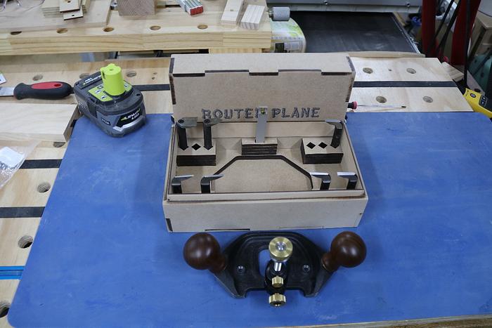 Plain Veritas “Router Plane” Box.