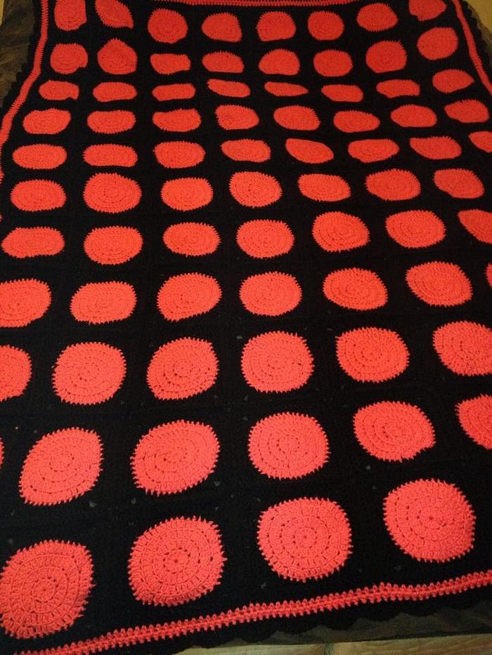 Pink and Black Circle Blanket