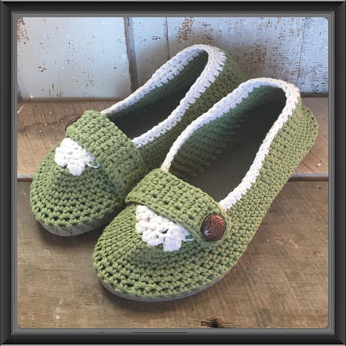Flip Flop Slippers with Strap and Button