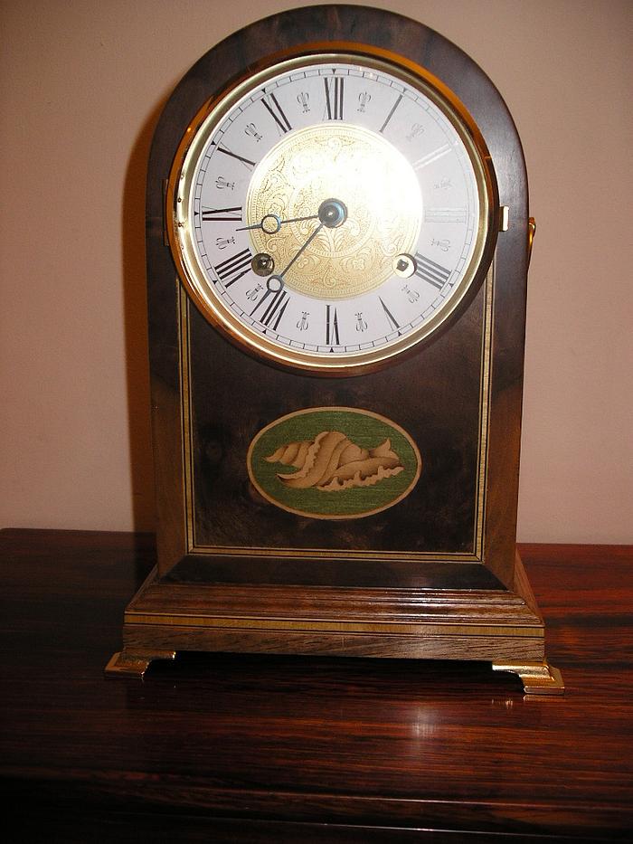 Mantel clock 2