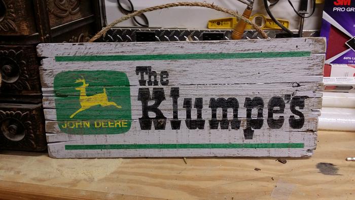 pallet wood signs.