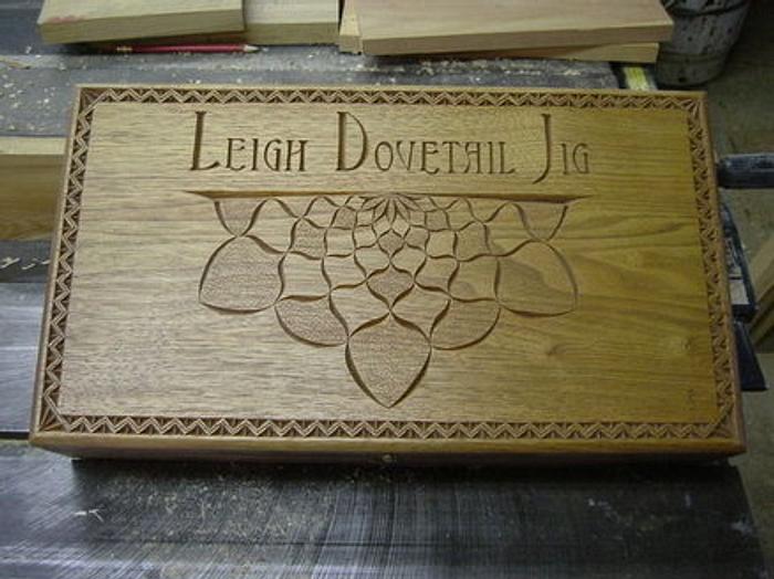 Leigh finger and dovetail jig box