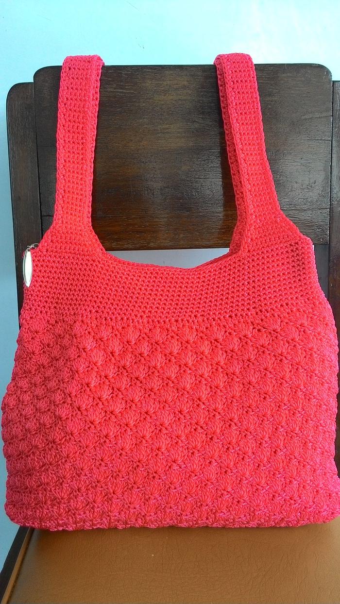 Shell stitch bag