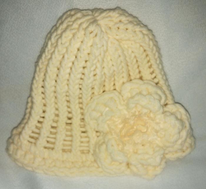 Cream baby girl hat