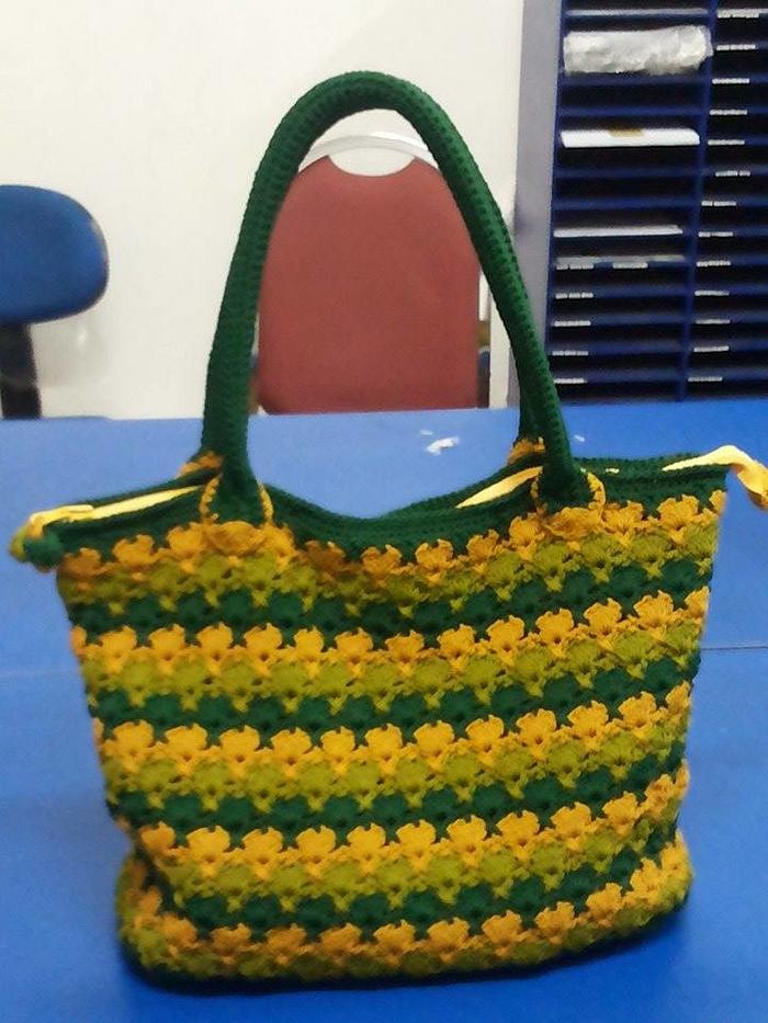 Sunny green bag