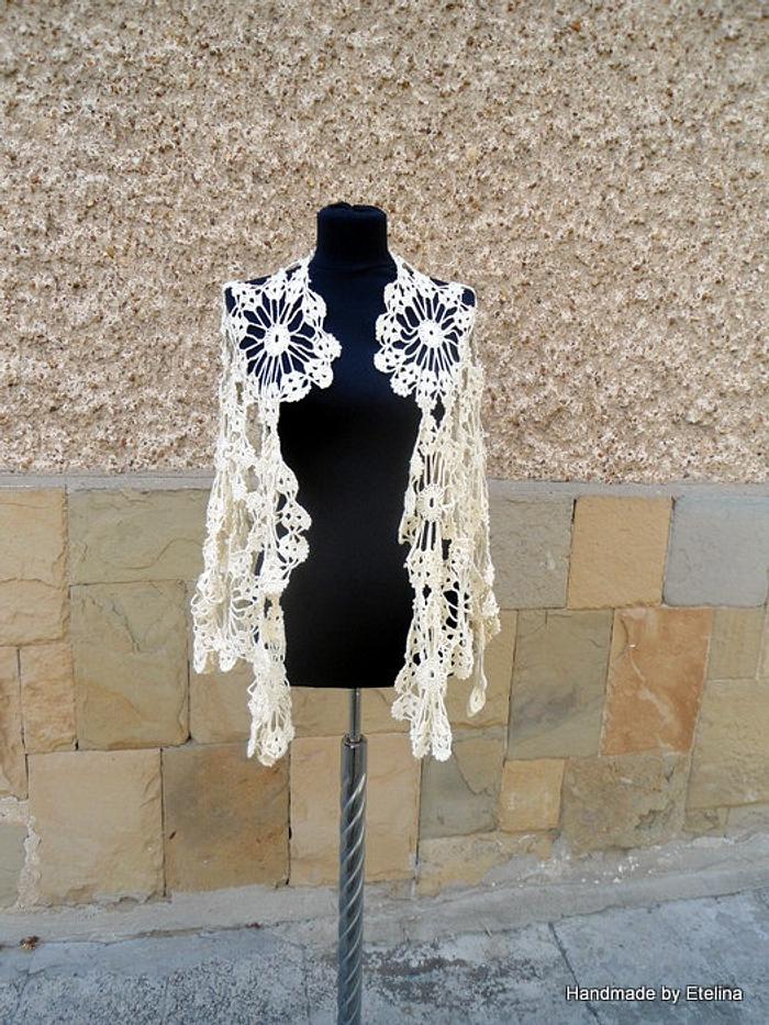 Crochet Wedding Shawl, Bridal Champagne Shawl, Bridesmaid Wrap, Lace Bridesmaid Fashion 