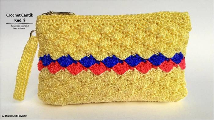 Shell stitch purse 2