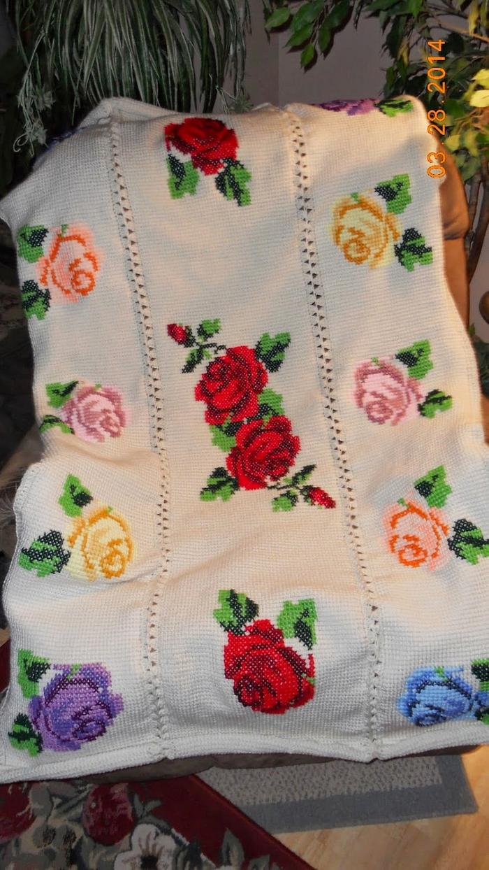 Rose afghan