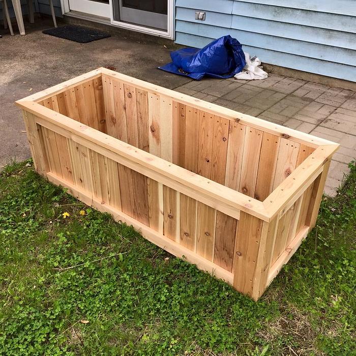 Cedar Vegetable Planter Box
