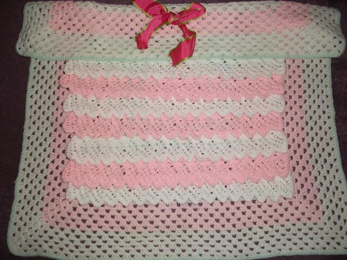 Frills Crochet Cot Blanket