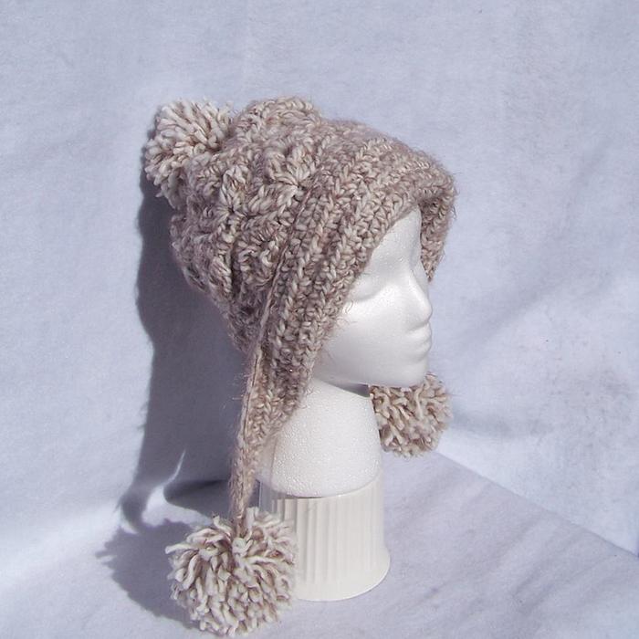 Frozen Snow Hat in Buttercream Angel Hair.