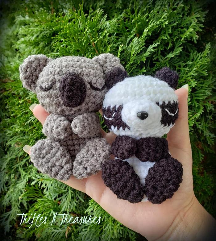 Napping Nature~Koala & Panda