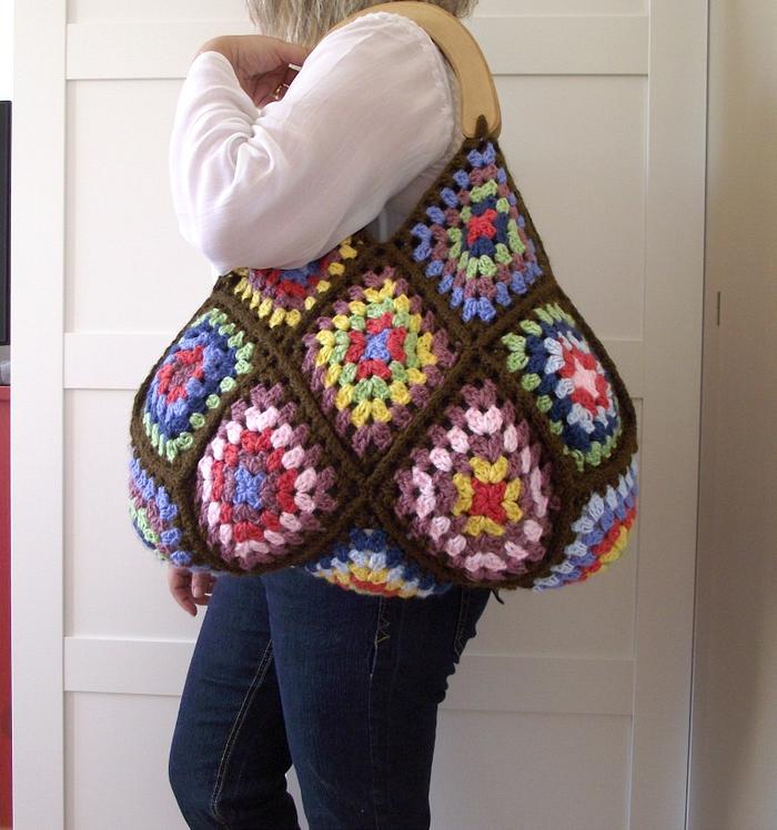 Perfect Crochet Bag for Fall - Martha Bag - Grannys and Colors!